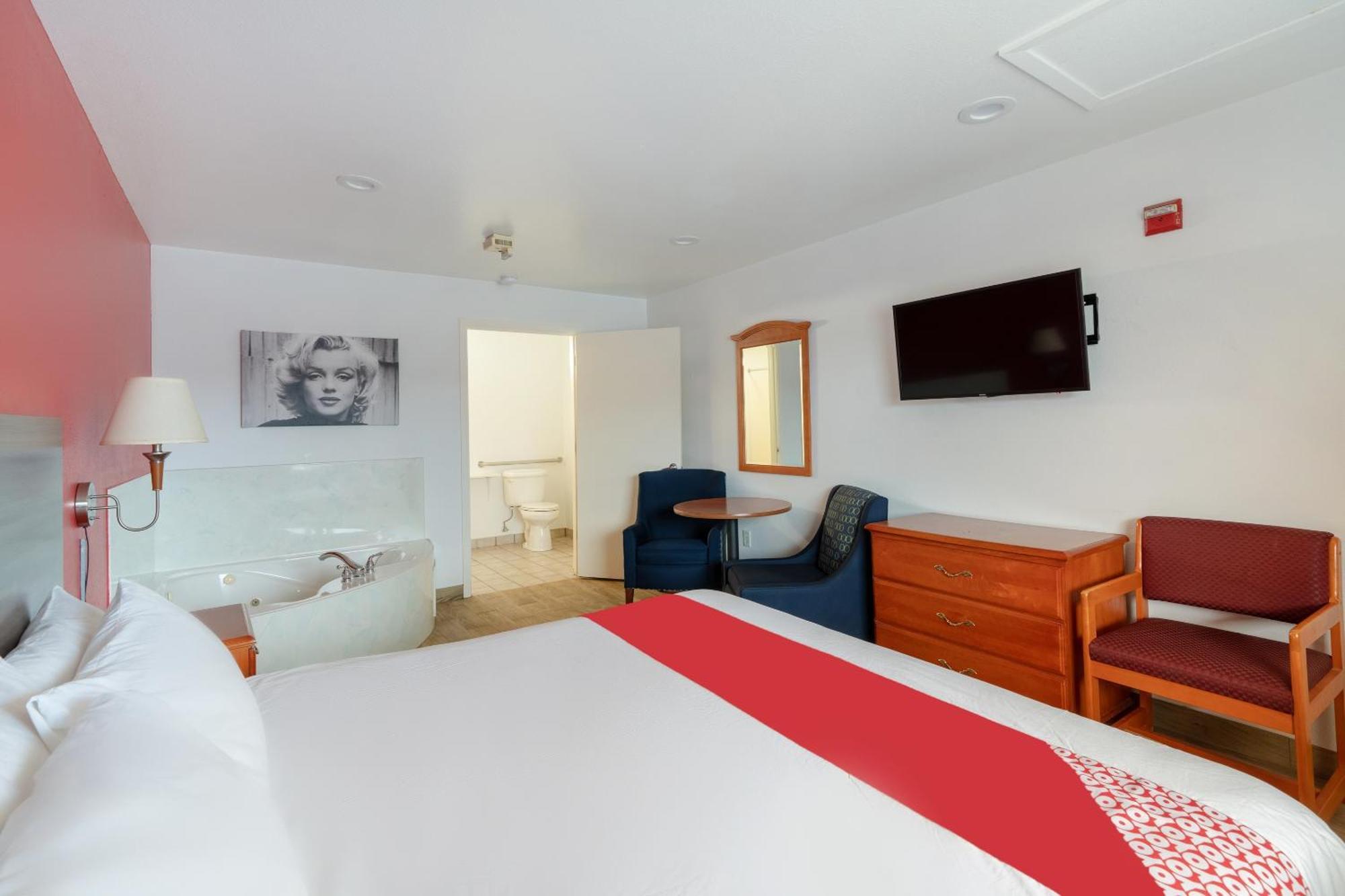 Oyo Hotel San Antonio Near At&T Center Экстерьер фото